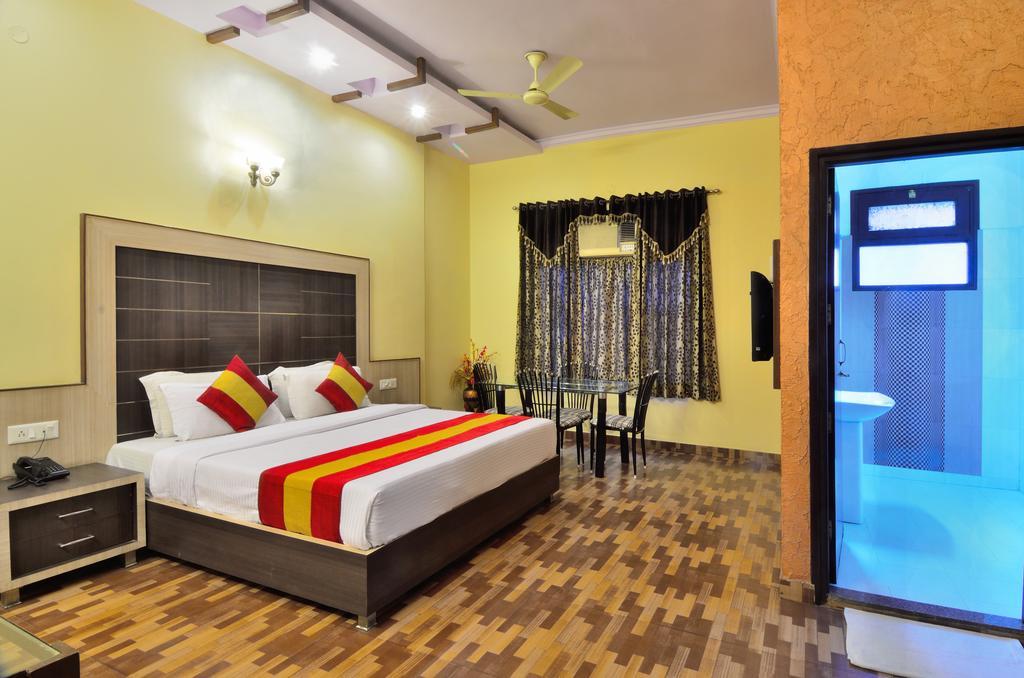 Hotel Roopa International Амрітсар Екстер'єр фото