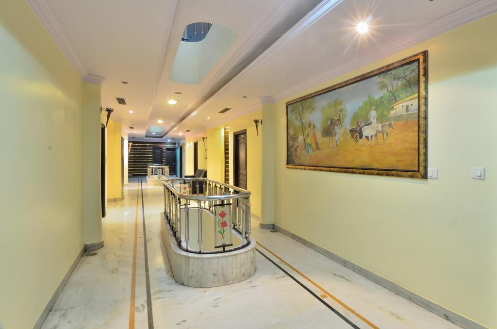 Hotel Roopa International Амрітсар Екстер'єр фото